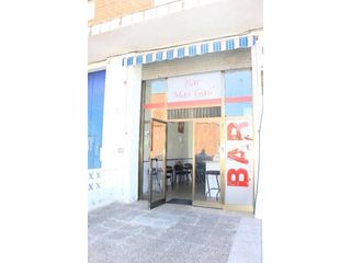 Local Comercial en Barcelona 33. Restaurante en venta en gurb