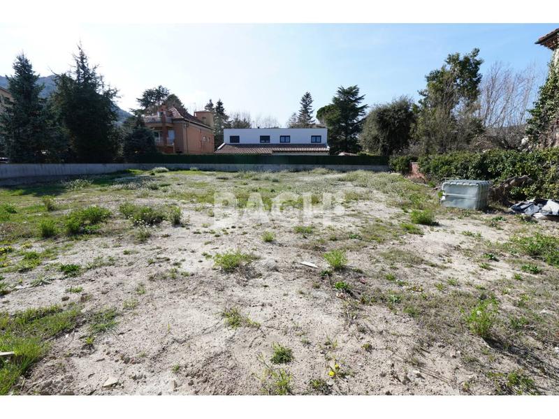 Foto fc942886-bbd2-4a5b-8aa5-80a1b6671cb6. Finca rústica a calle dr bayès 65 a Tona