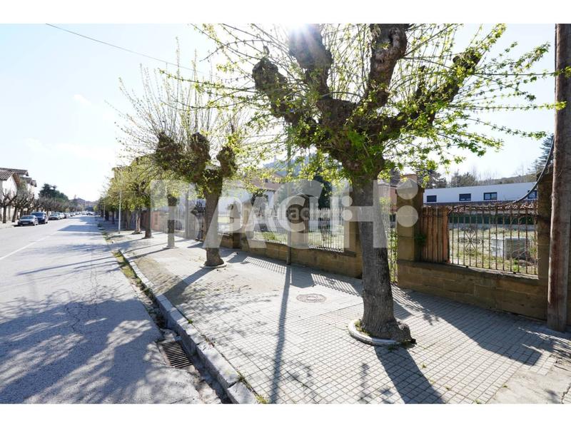 Foto b315aa8d-6459-46ec-91d8-30895695e5ea. Finca rústica en dr bayès 67 muy soleado,buenas comunicaciones en Tona