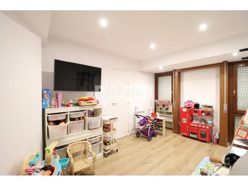 Foto 332a4cfd-2ed6-4390-91a6-4fe2735cf0f0. Piso altostanding en el corazón en Centre Vic