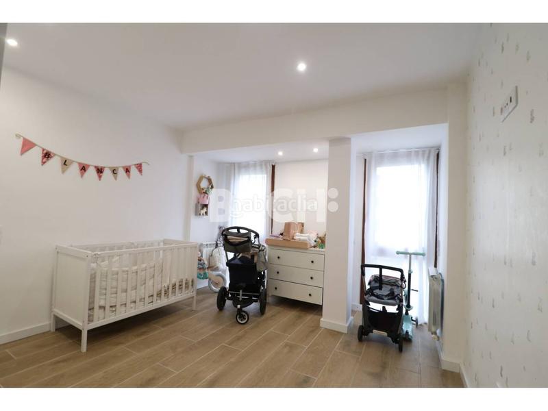 Foto c9d6fce4-c333-41b5-acae-6433715e789d. Piso altostanding en el corazón en Centre Vic