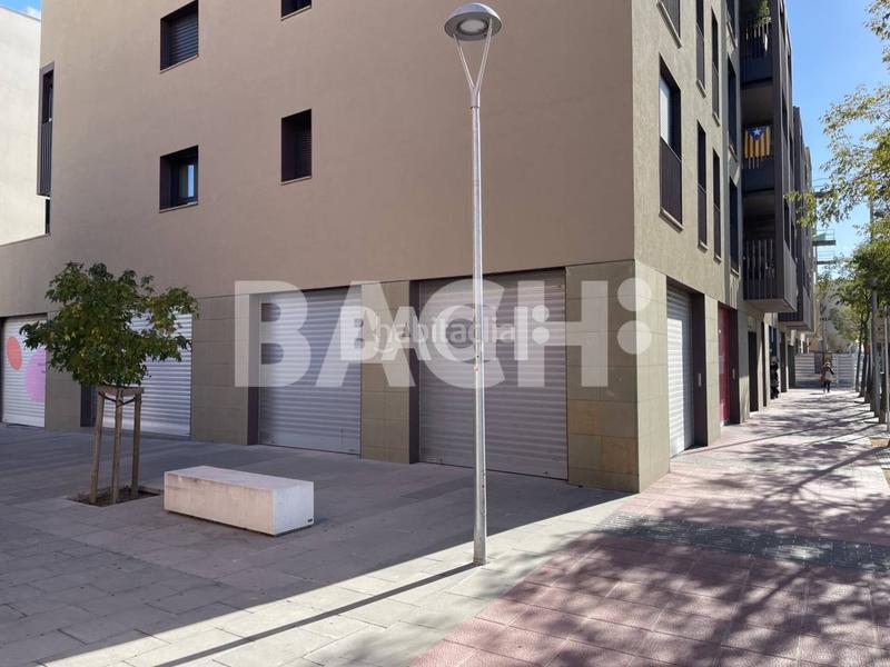 Foto 1e8f8187-ebe7-4e85-b1a3-e28434dc29de. Rent business premise in Caputxins-Ambulatori Vic