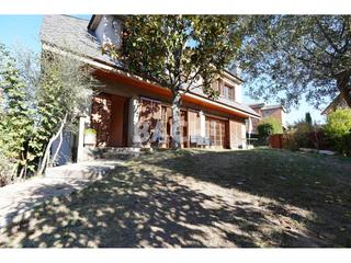 Rent House in Nord. Casa en alquiler en caputxinssanta clarahospital