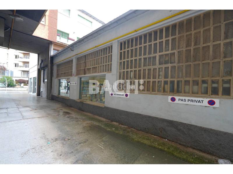 Foto 4c5f61a8-a2a6-42fb-82f7-0d224f53318f. Rent business premise in doctor junyent 9 in Centre Vic