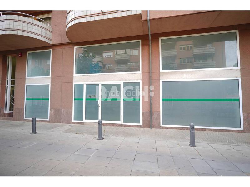 Foto dd3bac44-fc6f-4e7b-aacf-65fdf4f9e0e6. Affitto locale commerciale in Caputxins-Ambulatori Vic