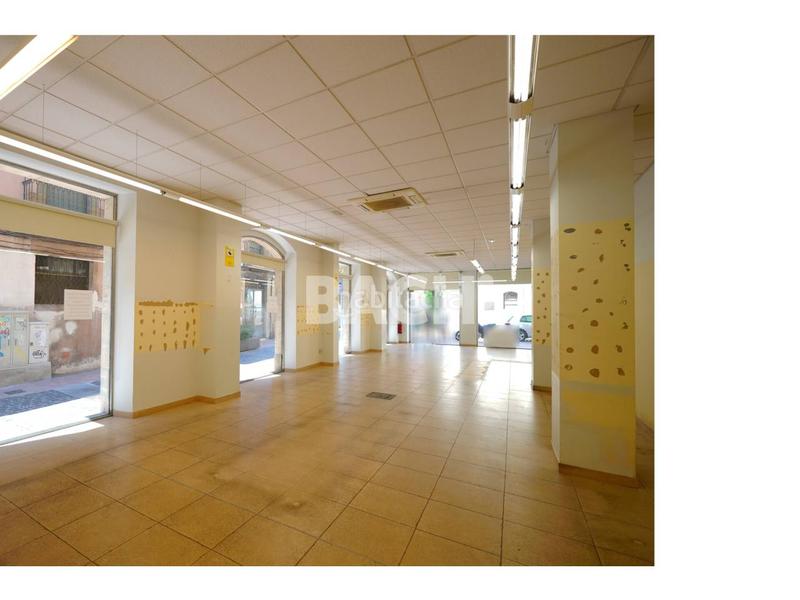 Foto 285585a2-294c-4620-96f5-fa09b979f6b7. Alquiler local comercial gran oportunidad, amplio espacio bien ubicado en Vic