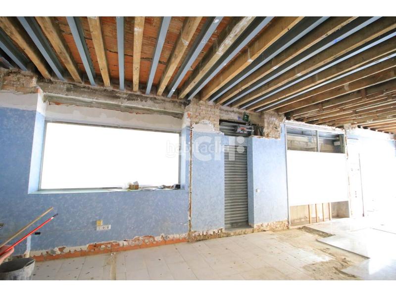 Foto b066d811-3737-4068-bf7d-4a00c0fe3d03. Lloguer local comercial a passeig 29 a Centre Vic