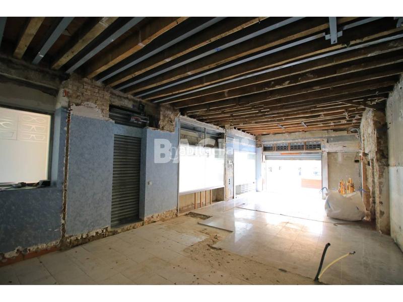 Foto b663e66b-1385-40da-bc11-290a4a3ae1a5. Lloguer local comercial a passeig 29 a Centre Vic