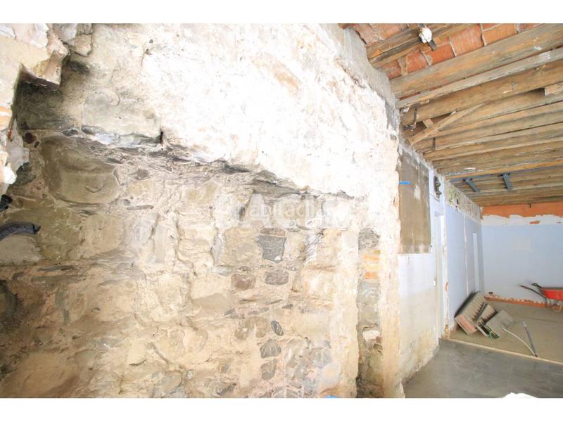 Foto a889936f-24a5-4ed9-85d8-0261b17c461b. Location local commercial dans passeig 29 dans Centre Vic