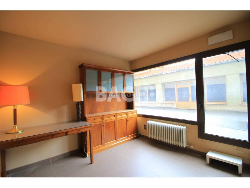 Foto d130e3ab-97fe-463c-a60f-da66567943af. Rent office space in Nord Vic