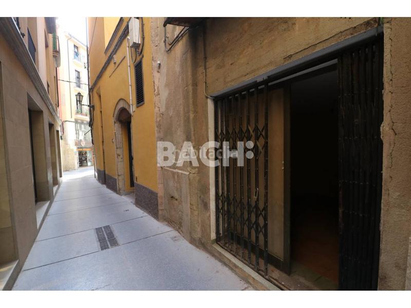Foto 64bcfc3e-8be0-4ad6-89af-51c61bef6b9d. Alquiler local comercial local de 30 m en alquiler en el centro en Vic