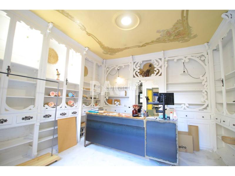 Foto 5b7ef8ef-b6b6-402f-9c78-0a549f35155f. Geschäftsraum in Torelló