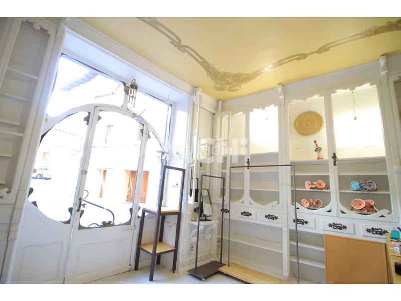 Foto 8573e3f1-aa2b-4e89-b27f-bf3cc000b864. Geschäftsraum in Torelló