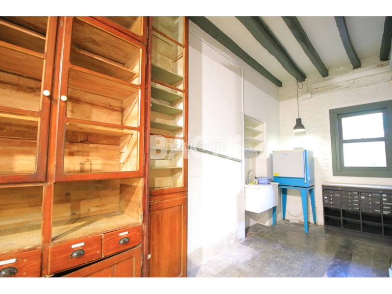 Foto 8ce3939a-1044-4378-a5bc-bdcdc244cd20. Geschäftsraum in Torelló