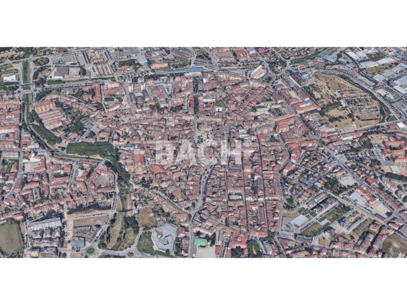 Foto 76561d28-5e53-4a92-bb2a-fe2de2cfa12e. Industrial plot in Centre Vic