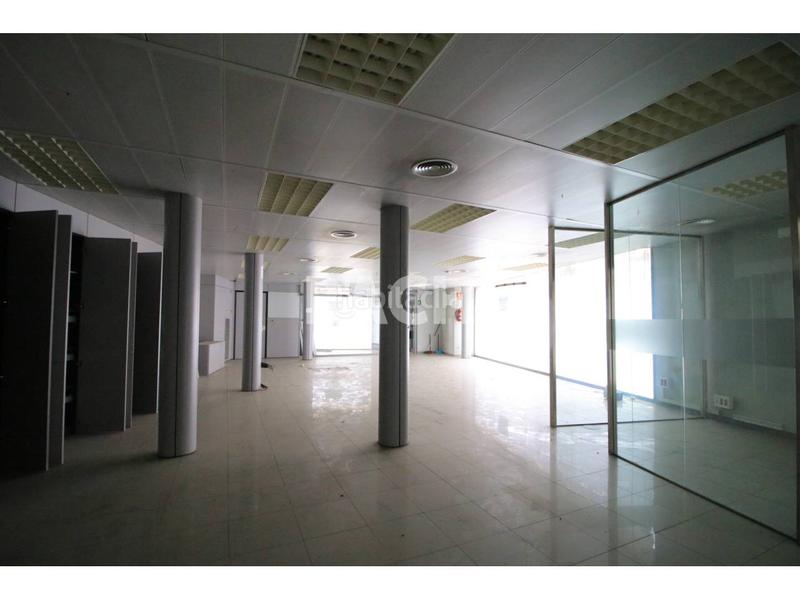 Foto 2c64e5f8-bf26-4c61-9983-1574edc78332. Miete geschäftsraum in major 35 in Tona