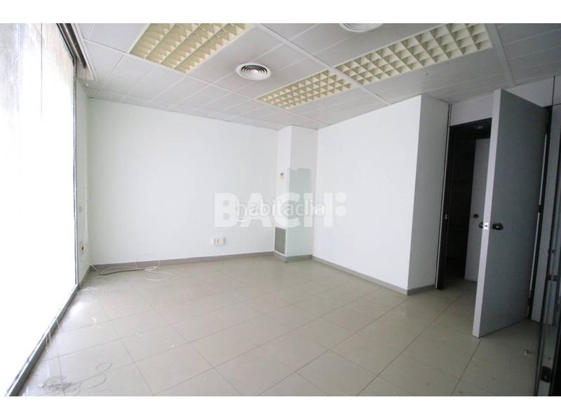 Foto 68e24d1a-fb03-4bb1-ae10-72eddd58a144. Miete geschäftsraum in major 35 in Tona