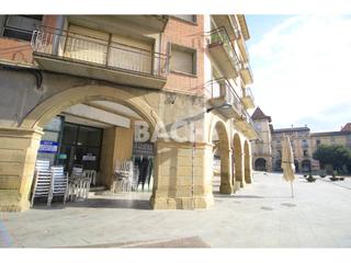 Lloguer Local Comercial a Mossèn guardiet 2. Local en alquiler en manlleu