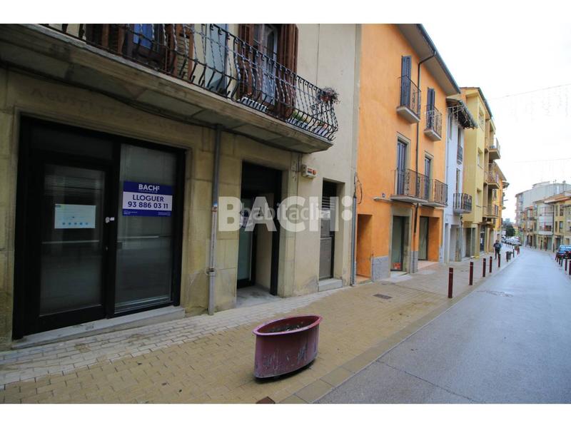 Foto 1cb6eb9c-4932-4e9a-9d70-738c38cc49a6. Local comercial a major 42 a Tona