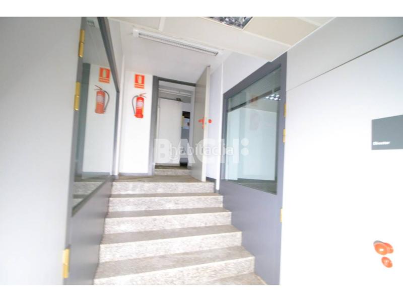 Foto 7ca2e472-69b9-45a9-8193-6b1d2d6687ef. Local comercial a major 42 a Tona