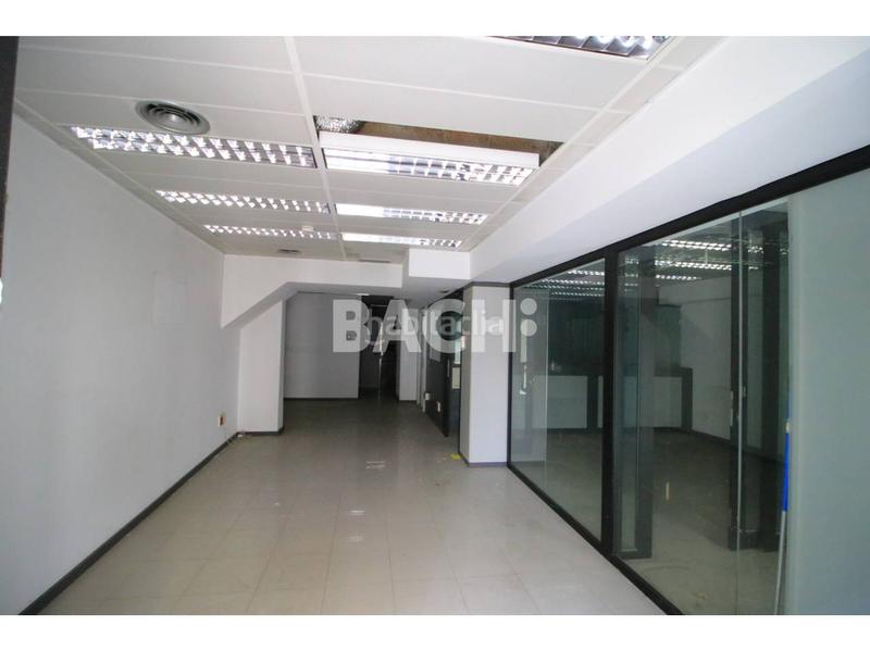 Foto bf243f53-2c5d-43b2-b4c4-cb66c168a805. Local comercial a major 42 a Tona