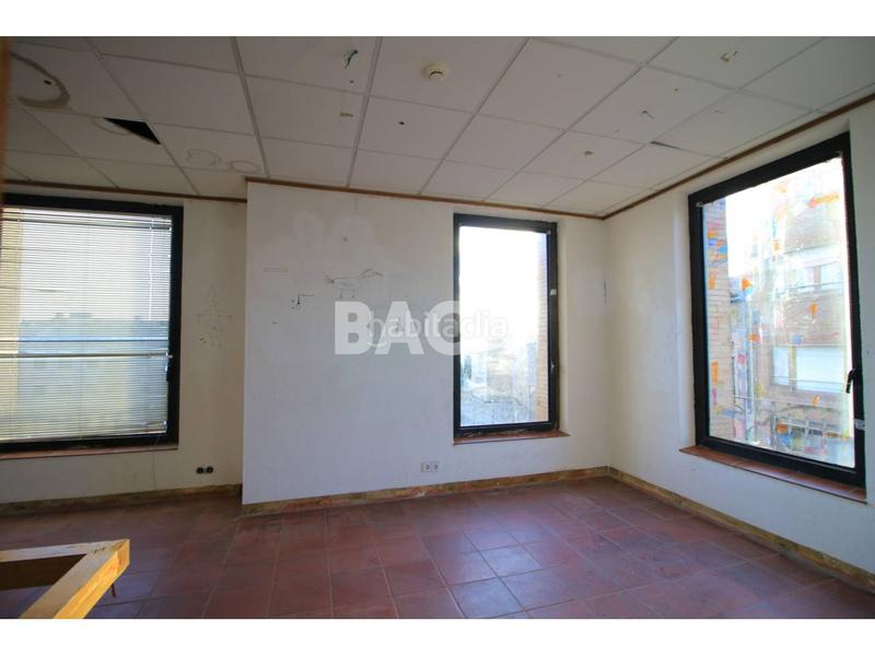 Foto 1cb77a3b-9071-4858-968a-f106816e07ed. Édifice dans orient 6 dans Prats de Lluçanès