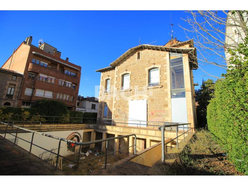 Foto 55887c02-b6be-4bf7-a7f3-def1f5cc64d5. Édifice dans orient 6 dans Prats de Lluçanès