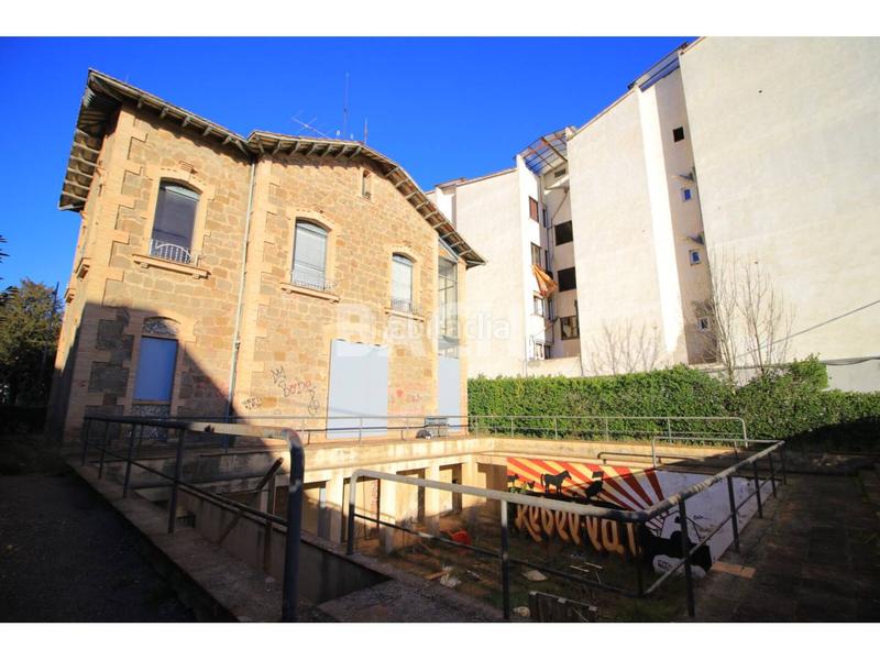 Foto 5de53142-2a86-4db6-9f25-029505796d52. Édifice dans orient 6 dans Prats de Lluçanès