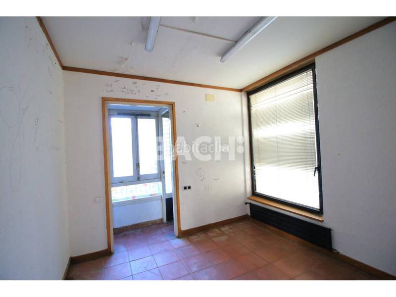 Foto 822fc6a4-5591-4dd0-91f6-b1075c794f14. Édifice dans orient 6 dans Prats de Lluçanès