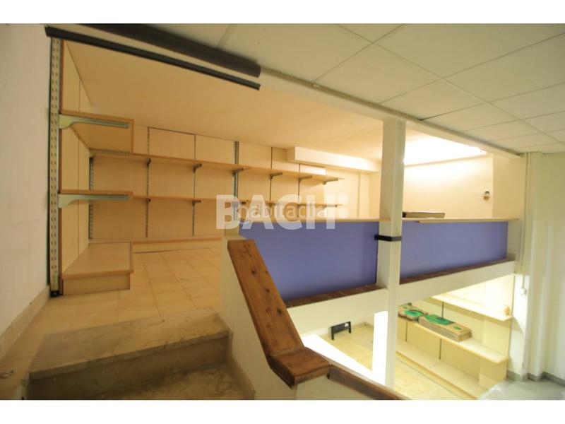 Foto 5b529513-161b-4c24-8cd8-d5cee763a757. Lloguer local comercial a passeig 31 a Centre Vic