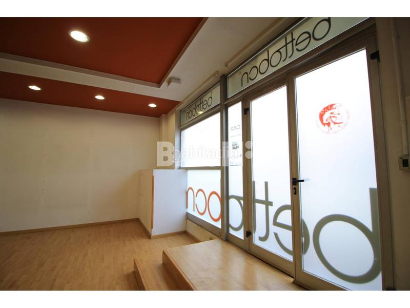 Foto 38bec960-344d-4179-9d94-f72240f0cf0c. Lloguer local comercial a Nord Vic