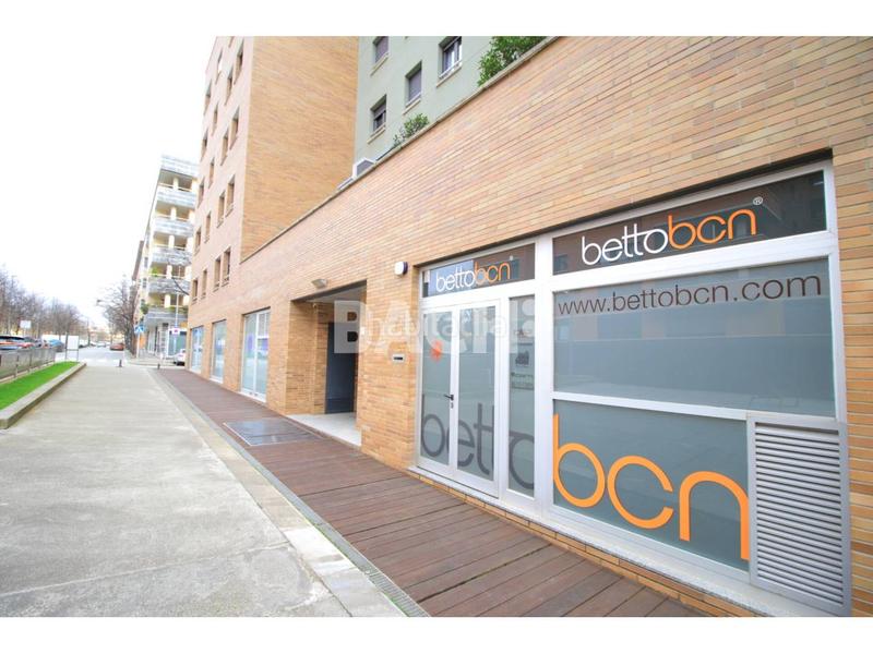 Foto eba7c829-1fe0-4d54-aacc-0fad9e0323d1. Rent business premise in Nord Vic