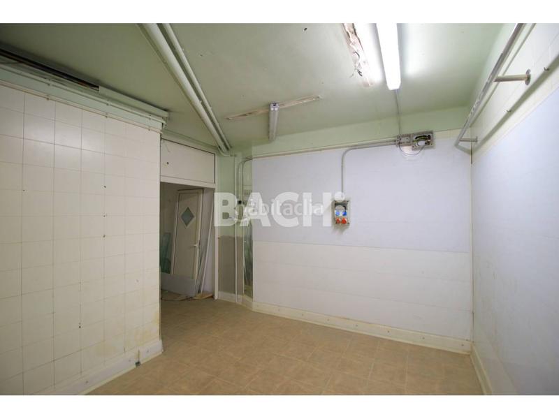Foto da20c6f4-a38f-45c8-8c83-5b56cac1df60. Lloguer local comercial a Centre Vic
