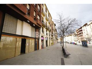 Lloguer Local Comercial  Carme. Local comercial en alquiler en la rambla del carme  ubicación pr