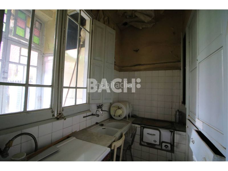Foto cf7485ef-848d-48dc-b90f-7bed4f610670. Casa a Centre Vic