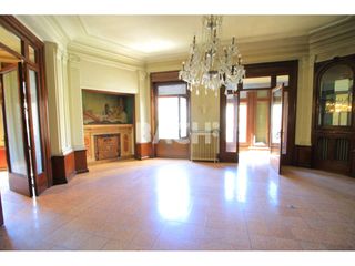 695.000 € — Piso en Centre