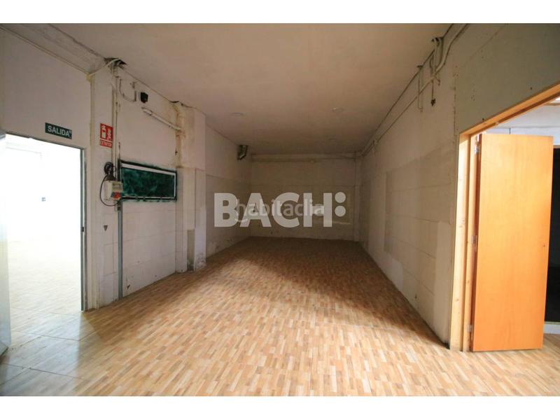 Foto 2982ac00-4a0f-45b6-8728-12244ea6c2f1. Local commercial dans Caputxins-Ambulatori Vic