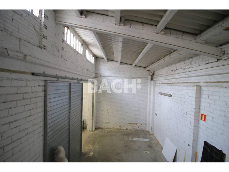 Foto 423b1d4b-26aa-4880-8f7b-2e20990c34a9. Local commercial dans Caputxins-Ambulatori Vic