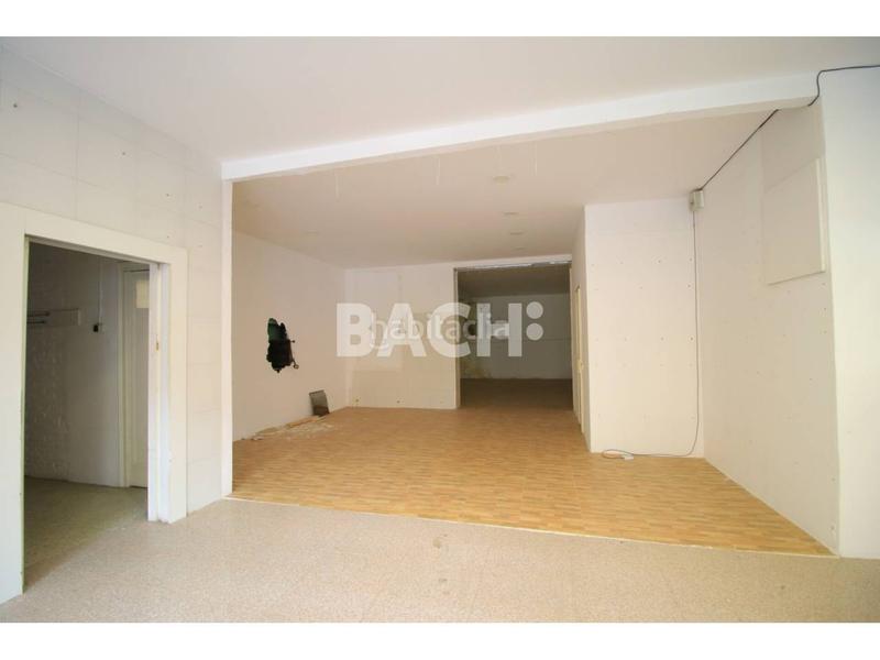 Foto 769902f6-ba77-4758-a5a9-261a85790747. Local commercial dans Caputxins-Ambulatori Vic