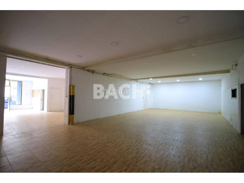 Foto ae7b20f1-54b9-4f22-9b23-579f958c2409. Local commercial dans Caputxins-Ambulatori Vic