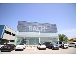 Lloguer Local Comercial a Osona 1. Grandes espacios y mucha luz natural