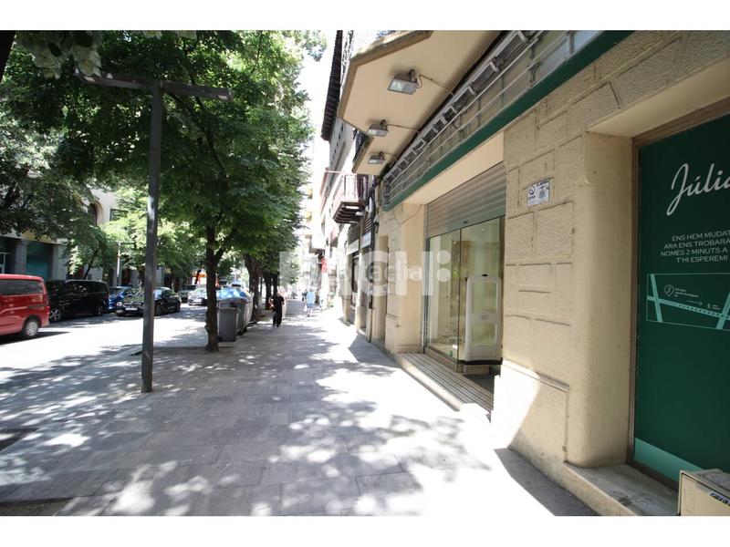 Foto a5e1df40-3f99-40a2-aa61-9beb2e97ce0f. Lloguer local comercial a jacint verdaguer 18 a Centre Vic