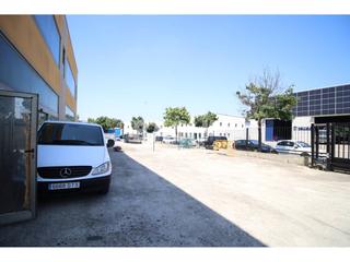 Lloguer Nau industrial a Nord. Nave comercial en venta en nordel sucreuniversitat