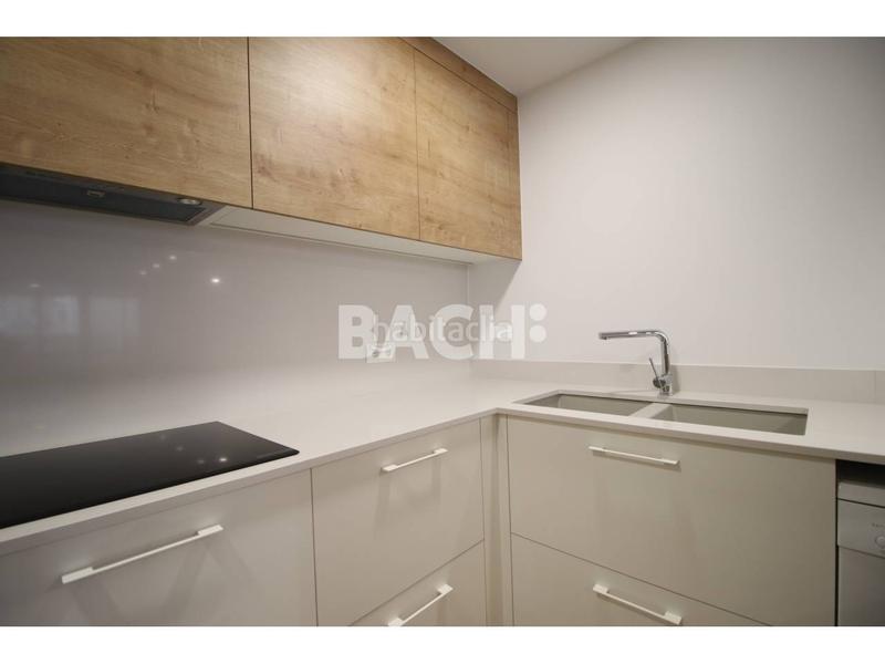 Foto 683491e6-eb1e-4fe9-aeb1-4ba45436f260. Location appartement avec chauffage dans Centre Vic