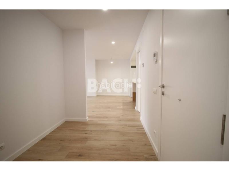 Foto 89cde939-dd10-468c-9428-94d2acefc15f. Rent flat with heating in Centre Vic