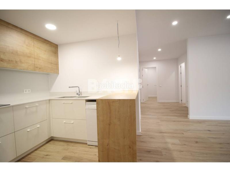 Foto 9e4978d3-3823-42f4-8011-92611379358e. Rent flat with heating in Centre Vic