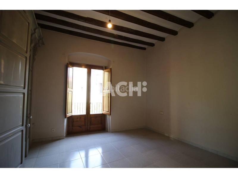 Foto 139138e0-ffdf-4119-bd1f-6324b74f6f36. Alquiler piso con encanto en alquiler en el casco antiguo amplitud, luz y vistas al montseny en Vic
