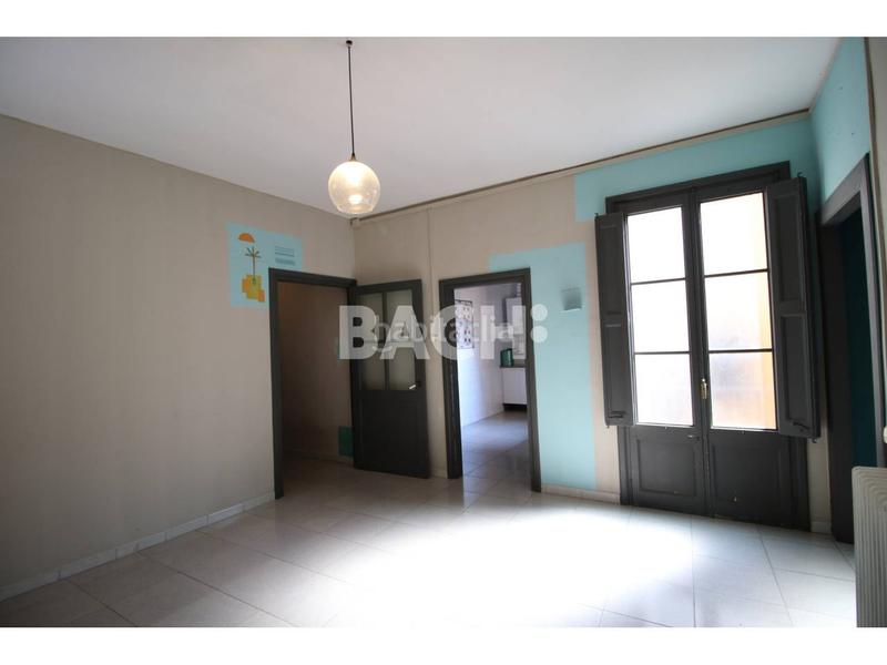 Foto ba85144d-2e0c-4c9d-9ded-2badea795a61. Alquiler piso con encanto en alquiler en el casco antiguo amplitud, luz y vistas al montseny en Vic