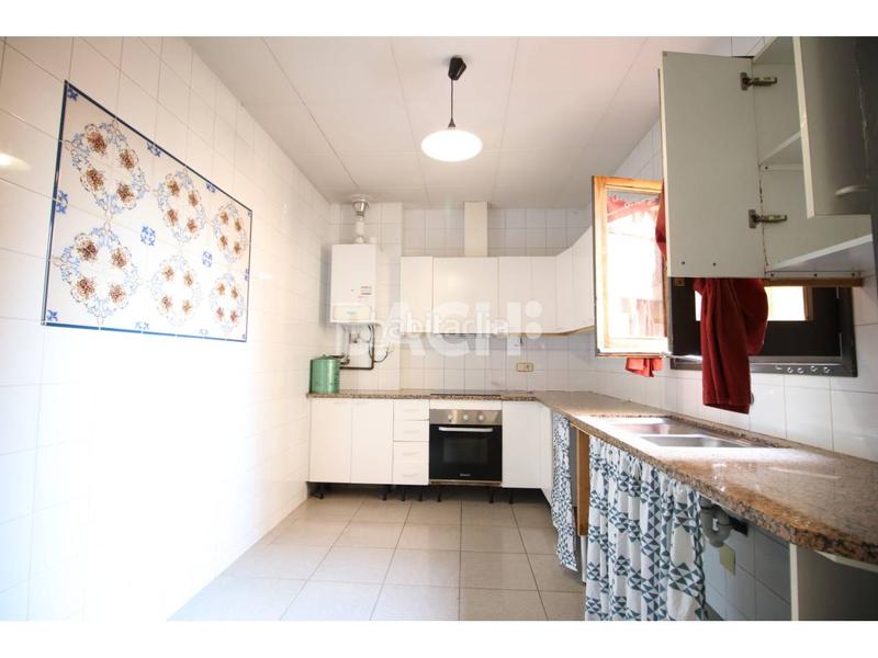 Foto badd8748-bcf4-43bd-b1fb-b0670563743a. Alquiler piso con encanto en alquiler en el casco antiguo amplitud, luz y vistas al montseny en Vic