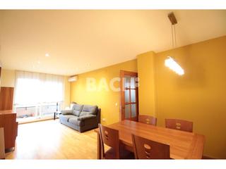 Location Appartement  Enric gonzález i tornés. Luz y confort en un piso esquinero en el corazón de la ciudad